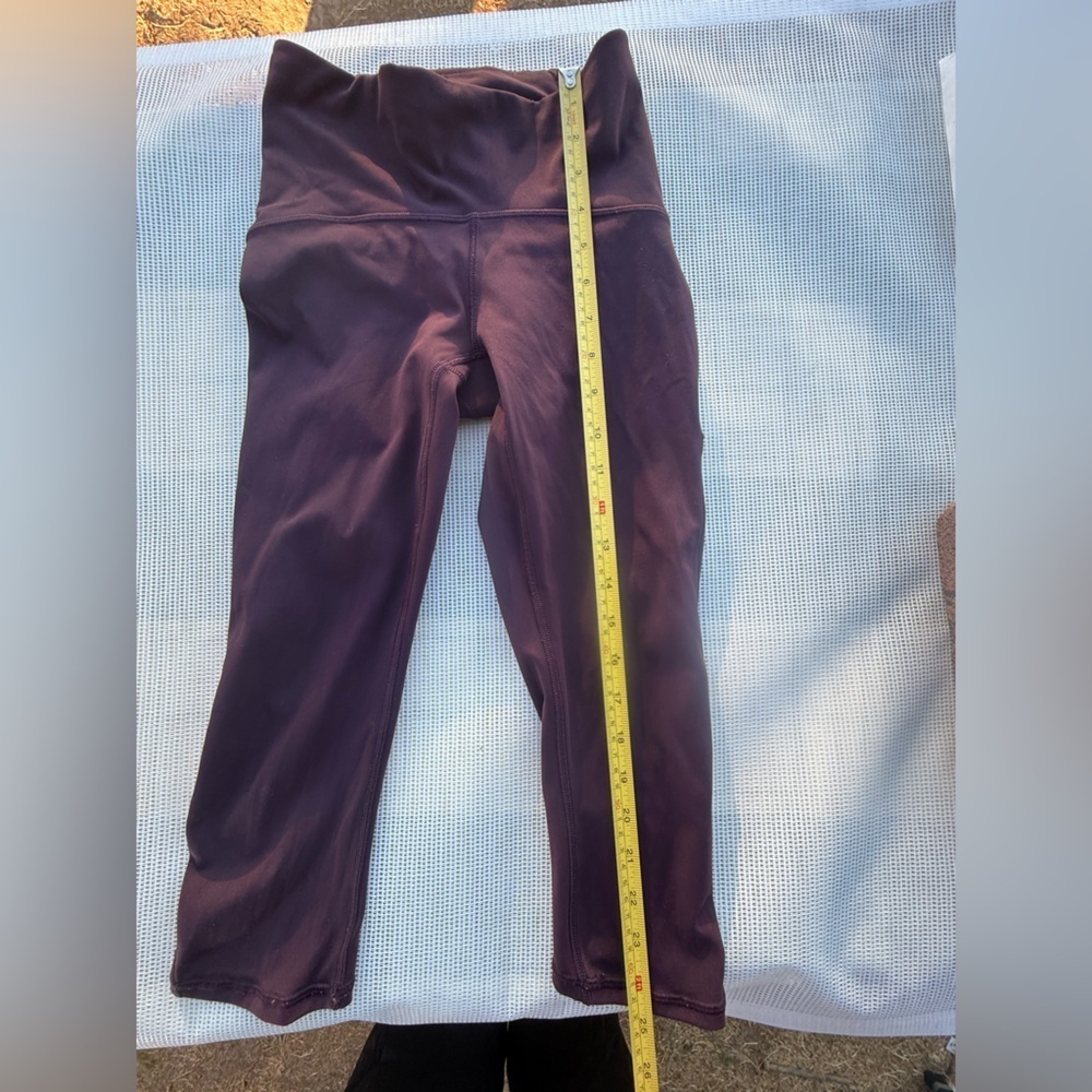 Lululemon Athletica Women’s size 2 Purple High-Waisted Leggings - Picture 2 of 9